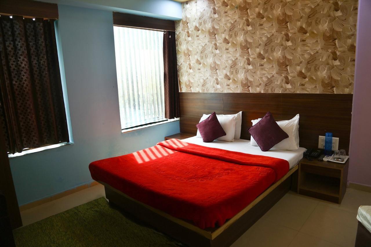Hotel Citizen Inn 아흐메다바드 외부 사진