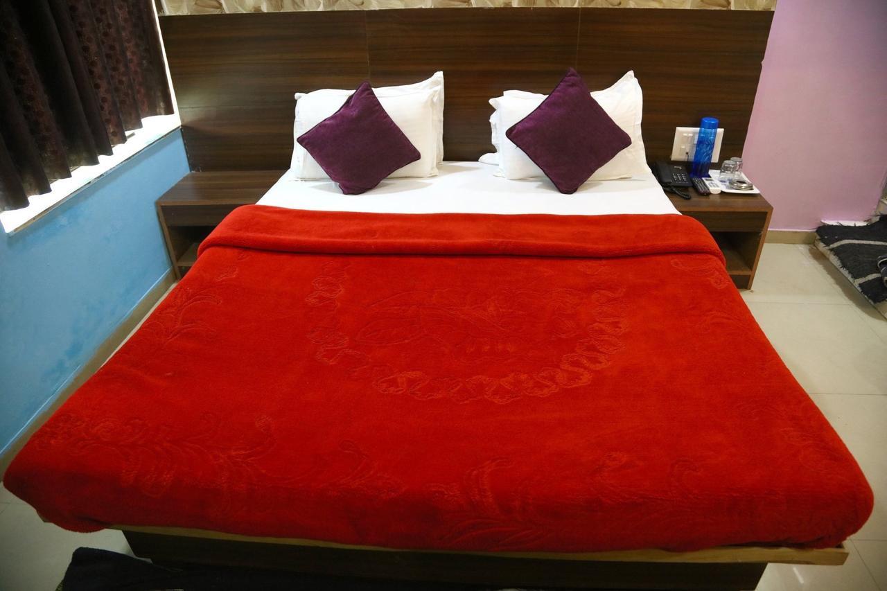 Hotel Citizen Inn 아흐메다바드 외부 사진